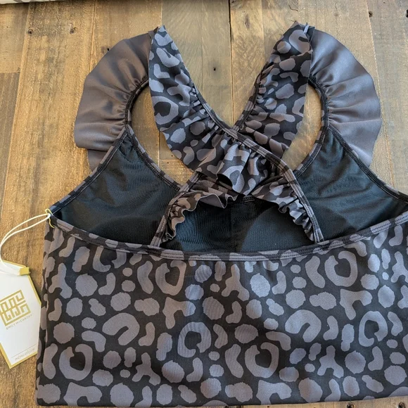 Emily McCarthy Cheetah Yoga Set Leggings Sports Bra Set NWT L - Picture 4 of 8